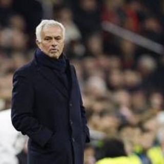 Mourinho al Real Madrid, scoppia il 'giallo': annuncio non arriva Mourinho al Real Madrid, scoppia il 'giallo': annuncio non arriva