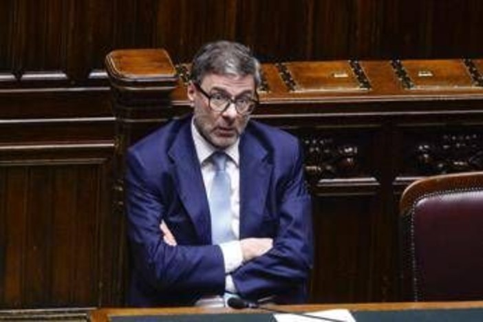Manovra 2027, il Dpb: impatto da 12,5 miliardi, sale a 26 miliardi con la flessibilità Ue Manovra 2027, il Dpb: impatto da 12,5 miliardi, sale a 26 miliardi con la flessibilità Ue