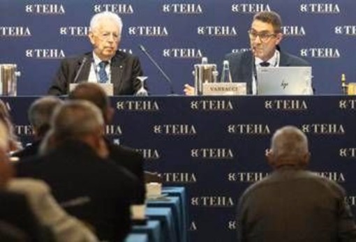 Monti e il confronto con Vannacci a Cernobbio: "In lei trovo ricostituzione narrativa, retorica e spirito del fascismo"