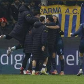 Parma-Lazio 0-1, biancocelesti la vincono in nove grazie a Noslin