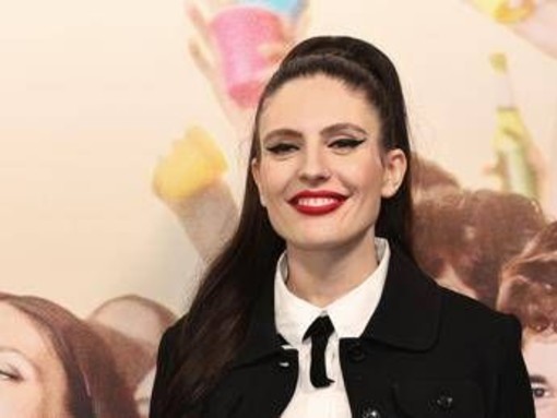 Ditonellapiaga: "Non so se il mio disco potrà continuare a chiamarsi ancora 'Miss Italia'" Ditonellapiaga: "Non so se il mio disco potrà continuare a chiamarsi ancora 'Miss Italia'"