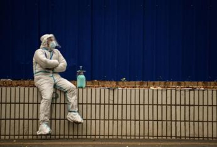 Covid, picco di casi in Cina: a luglio è tornato al primo posto tra le infezioni respiratorie Covid, picco di casi in Cina: a luglio è tornato al primo posto tra le infezioni respiratorie