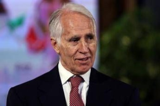 Malagò: "Sul ct non c'è scontro con Maldini, ci sono altri nomi oltre a Mancini e Pirlo" Malagò: "Sul ct non c'è scontro con Maldini, ci sono altri nomi oltre a Mancini e Pirlo"
