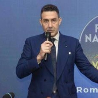 Basta l'Iban per fare dispetti: addebito da 1.200 euro al partito di Vannacci