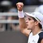 Roland Garros, tris azzurro nel terzo turno: vincono Cobolli, Berrettini e Arnaldi Roland Garros, tris azzurro nel terzo turno: vincono Cobolli, Berrettini e Arnaldi