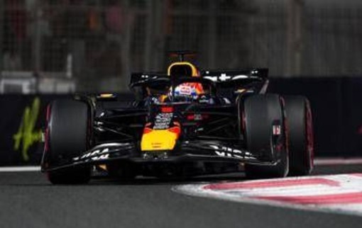 Gp Abu Dhabi, Verstappen in pole davanti a Norris. La griglia di partenza Gp Abu Dhabi, Verstappen in pole davanti a Norris. La griglia di partenza