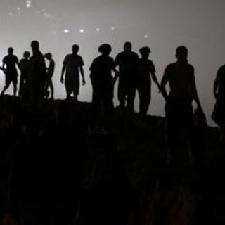 Crisi migranti a Ceuta, 67 morti. Sanchez scrive a Ue e chiede vertice tra ministri dell'Interno