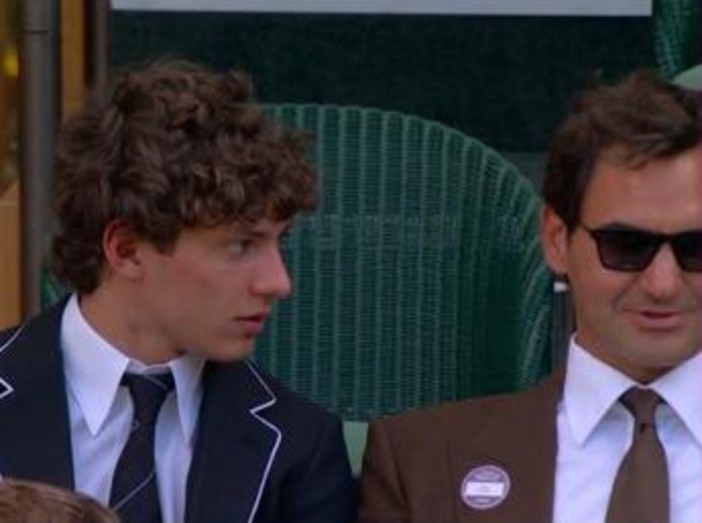 Antonelli a Wimbledon, giornata nel box 'reale' con Federer Antonelli a Wimbledon, giornata nel box 'reale' con Federer