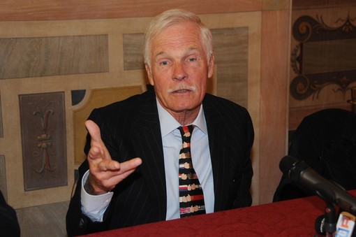 E’ morto il fondatore della Cnn Ted Turner, aveva 87 anni E’ morto il fondatore della Cnn Ted Turner, aveva 87 anni