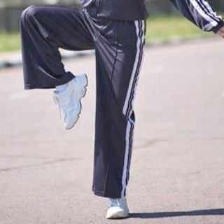 Il test del fenicottero, un esercizio 'cura' il cervello e rallenta l'invecchiamento