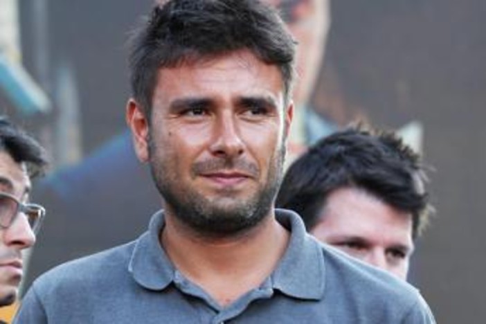 Alessandro Di Battista, in arrivo stanotte a Cuba 2 medici del Policlinico Gemelli Alessandro Di Battista, in arrivo stanotte a Cuba 2 medici del Policlinico Gemelli