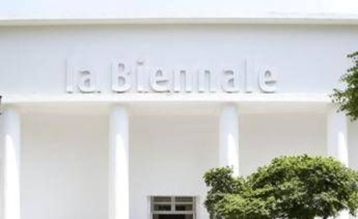 Biennale Arte, giuria esclude Russia e Israele dai premi: "Niente a chi è accusato di crimini contro l’umanità"