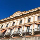 Cernobbio, ultima giornata tra Salvini, opposizioni e Del Vecchio. Renzi: "Meloni contenta, ma il Paese è povero"
