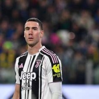 Vlahovic, infortunio all'adduttore: out 2/3 mesi. Juve torna sul mercato?