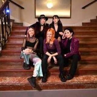 Sanremo 2026, Bambole di Pezza chi sono: la band femminista, la reunion, il messaggio del brano Sanremo 2026, Bambole di Pezza chi sono: la band femminista, la reunion, il messaggio del brano