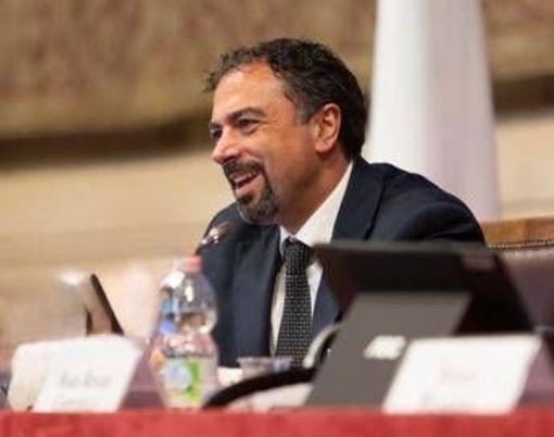 AI e sanità, Leandro Pecchia: "L'OMS indica la strada, possiamo colmare il ritardo accumulato"