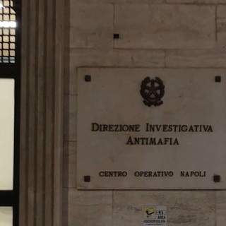 Camorra, 11 misure cautelari a Napoli