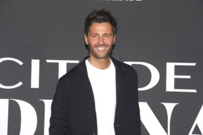 Temptation Island, Bisciglia difende Soraya e Cristian risponde. Il web: "Lo ha asfaltato" Temptation Island, Bisciglia difende Soraya e Cristian risponde. Il web: "Lo ha asfaltato"