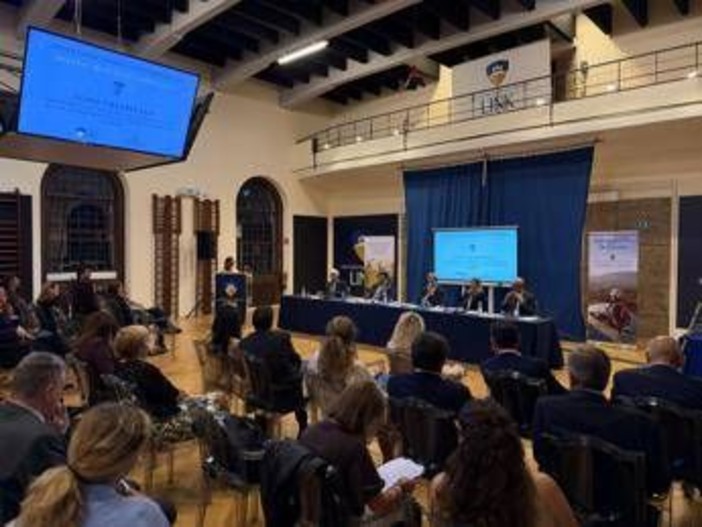 Sanità digitale e clinica, all’UniLink esperti a confronto su innovazione e governance Sanità digitale e clinica, all’UniLink esperti a confronto su innovazione e governance