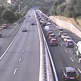 Rientro con traffico intenso dopo il fine settimana: segnalate code tra Spotorno e Savona