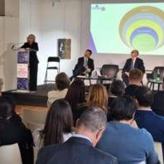 Professioni, Riccio (Uni): "Certificazione per non ordinistiche è fondamentale" Professioni, Riccio (Uni): "Certificazione per non ordinistiche è fondamentale"