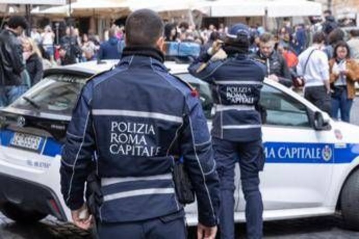 Roma, frode internazionale da 60 milioni con società fantasma: arrestata 42enne