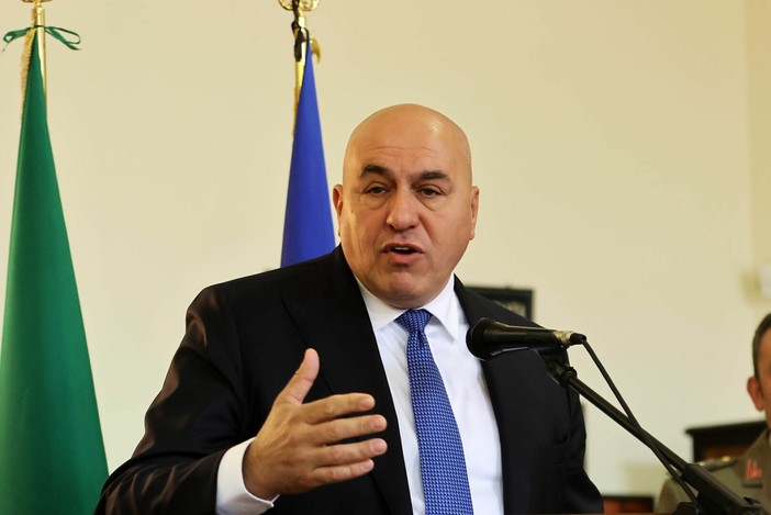 Crosetto “Per l’Ucraina è difficile entrare in Europa. La pace va difesa” Crosetto “Per l’Ucraina è difficile entrare in Europa. La pace va difesa”