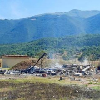 Rieti, esplosione in fabbrica fuochi d'artificio: morti madre e figlio Rieti, esplosione in fabbrica fuochi d'artificio: morti madre e figlio