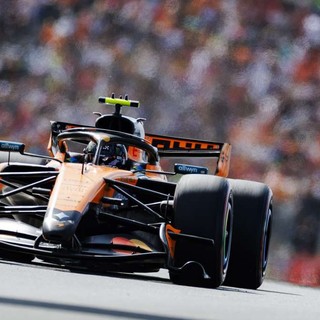 Norris in pole al Gp d’Olanda, Antonelli 3°, Ferrari in terza fila