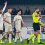 Verona-Como 0-1, Douvikas consegna l’Europa ai lariani Verona-Como 0-1, Douvikas consegna l’Europa ai lariani