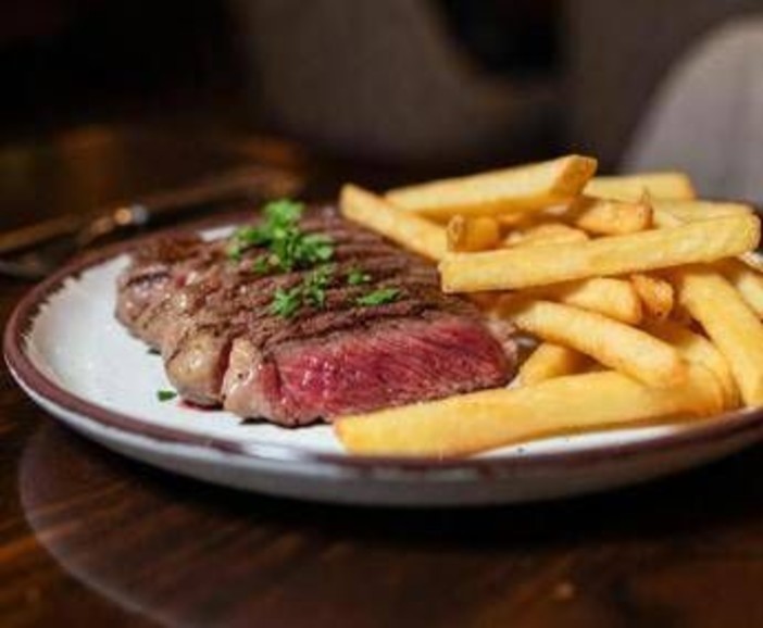 Dieta amica del cuore, la qualità del cibo conta più della quantità: lo studio Dieta amica del cuore, la qualità del cibo conta più della quantità: lo studio