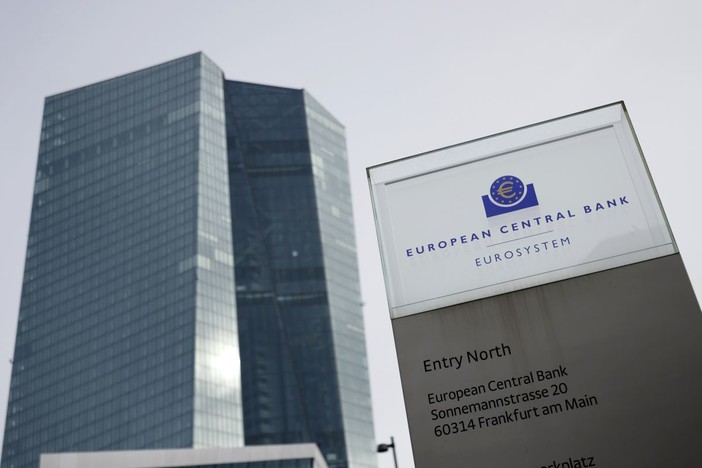 La Bce alza i tassi di 25 punti base La Bce alza i tassi di 25 punti base