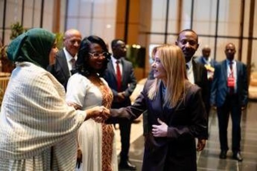 Italia-Africa, Meloni in Etiopia rilancia il Piano Mattei: "Scommessa che stiamo vincendo"
