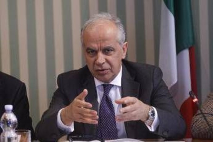 Sicurezza, Gasparri: "Supportiamo Piantedosi, suoi provvedimenti esemplari". Le reazioni all'intervista Adnkronos Sicurezza, Gasparri: "Supportiamo Piantedosi, suoi provvedimenti esemplari". Le reazioni all'intervista Adnkronos