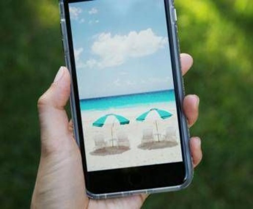 Comscore: ad agosto italiani online oltre quota 47 milioni, ma l’estate “spegne” il desktop (-16,5%) Comscore: ad agosto italiani online oltre quota 47 milioni, ma l’estate “spegne” il desktop (-16,5%)