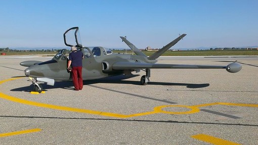 Immagini da Levaldigi dell'arrivo del Fouga Majestic
