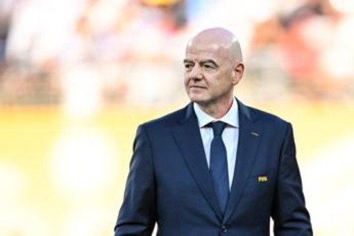 Elezioni Fifa, Figc ritira sostegno a Infantino: "Al lavoro per un calcio fondato sul merito" Elezioni Fifa, Figc ritira sostegno a Infantino: "Al lavoro per un calcio fondato sul merito"
