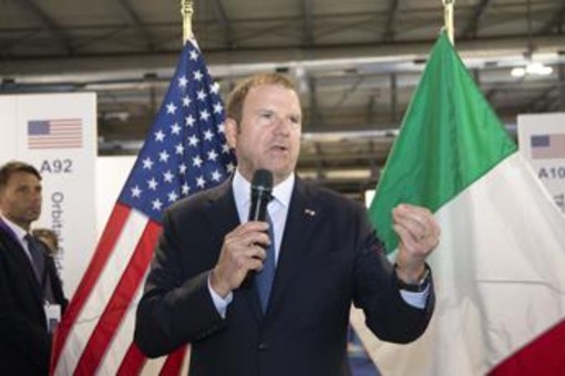 Italia-Usa, l'ambasciatore Fertitta: "Meloni ha fatto un lavoro eccellente" Italia-Usa, l'ambasciatore Fertitta: "Meloni ha fatto un lavoro eccellente"