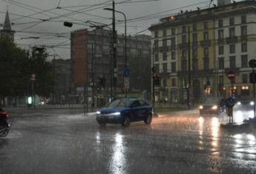Due regioni in arancione, otto in giallo: è ancora allerta meteo sull'Italia