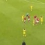 Eriksen, nuovo malore e paura in amichevole: collassa a terra Eriksen, nuovo malore e paura in amichevole: collassa a terra