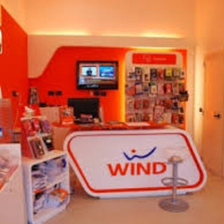 Venerdì nero per i clienti di Wind-Infostrada: black out delle reti in tutta Italia