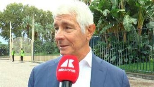Napoli traccia la rotta per un'Italia attiva, Abodi e 3mila studenti aprono il villaggio '#BeActive' Napoli traccia la rotta per un'Italia attiva, Abodi e 3mila studenti aprono il villaggio '#BeActive'