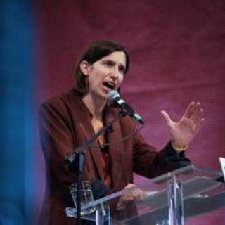 Schlein, attacco choc della consigliera Lega con frase su Modena. Meloni: "Parole inaccettabili" Schlein, attacco choc della consigliera Lega con frase su Modena. Meloni: "Parole inaccettabili"