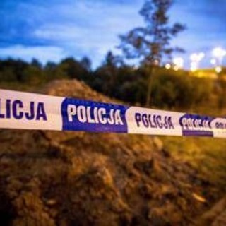 Polonia, attacco con coltello in abbazia: un morto e 4 feriti. Arrestato un ucraino Polonia, attacco con coltello in abbazia: un morto e 4 feriti. Arrestato un ucraino