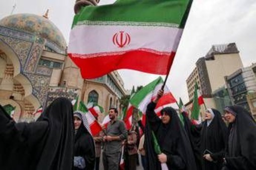 Iran, "per Teheran la guerra è meglio della resa": l'analisi di Litvak Iran, "per Teheran la guerra è meglio della resa": l'analisi di Litvak