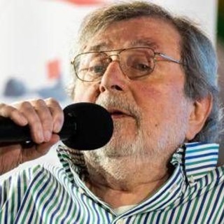 Guccini, Meloni: "Livoroso con me, ma continuo a cantare le sue canzoni. Lo ringrazio per averci regalato emozioni" Guccini, Meloni: "Livoroso con me, ma continuo a cantare le sue canzoni. Lo ringrazio per averci regalato emozioni"