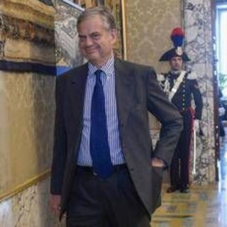 Bini Smaghi: "Su oro di Bankitalia tempesta in un bicchiere d'acqua per distrarre" Bini Smaghi: "Su oro di Bankitalia tempesta in un bicchiere d'acqua per distrarre"