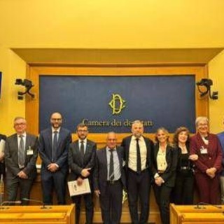 Lavoro, presentata a Camera proposta legge per riconoscimento carattere usurante lavoro ferroviario