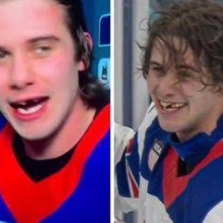 Perde due denti e segna il gol per l'oro, Hughes eroe dell'hockey Usa