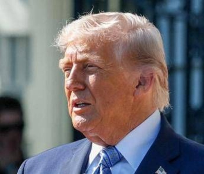 Iran-Usa, la proposta di Teheran a Trump: "Apri Hormuz, poi colloqui sul nucleare"